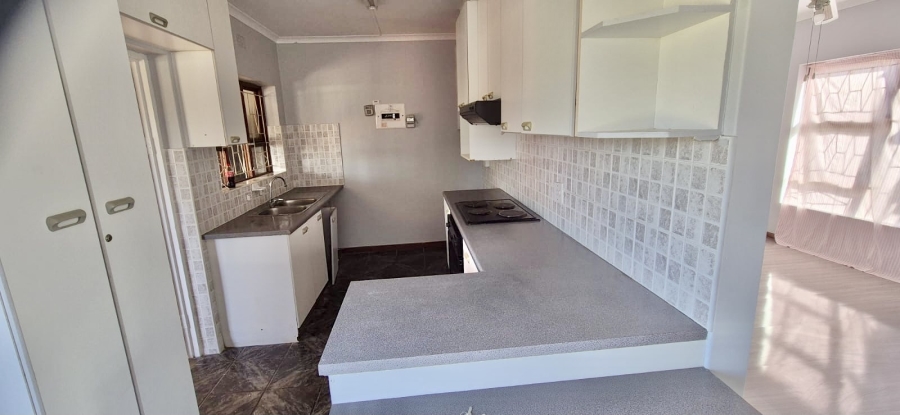 4 Bedroom Property for Sale in Windsor Park Eastern Cape